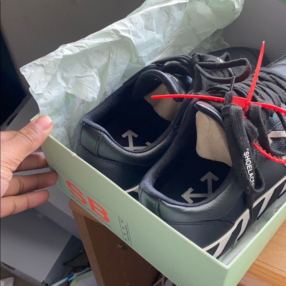 OFF-WHITE SIZE 8 worn 2 times